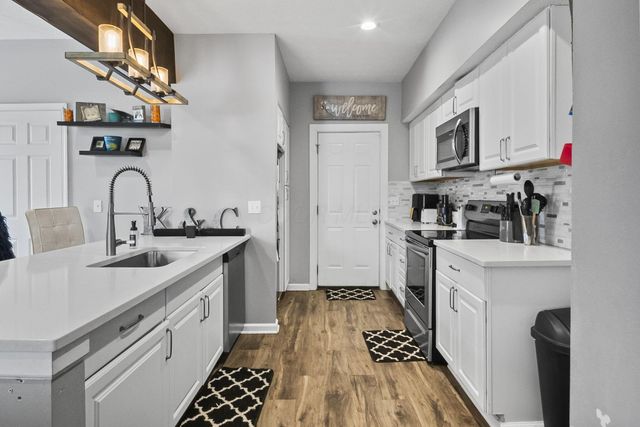 374 N Champion Avenue, Columbus, OH 43203