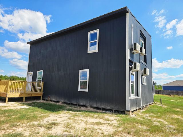 1368 Road 5735, Cleveland, TX 77327