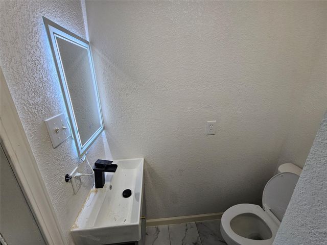 1368 Road 5735, Cleveland, TX 77327