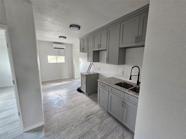 1368 Road 5735, Cleveland, TX 77327