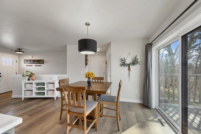 2039 LONE GROVE AVENUE, Green Bay, WI 54303