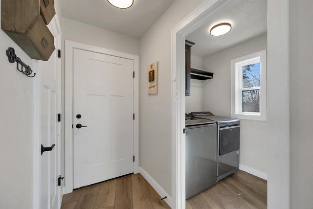 2039 LONE GROVE AVENUE, Green Bay, WI 54303