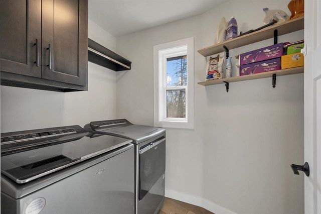 2039 LONE GROVE AVENUE, Green Bay, WI 54303