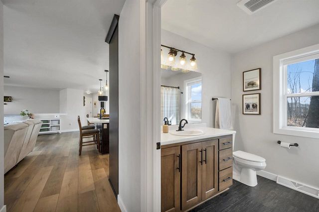 2039 LONE GROVE AVENUE, Green Bay, WI 54303