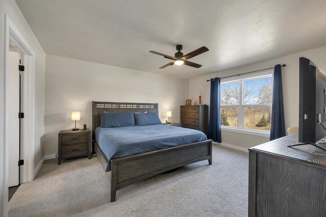 2039 LONE GROVE AVENUE, Green Bay, WI 54303