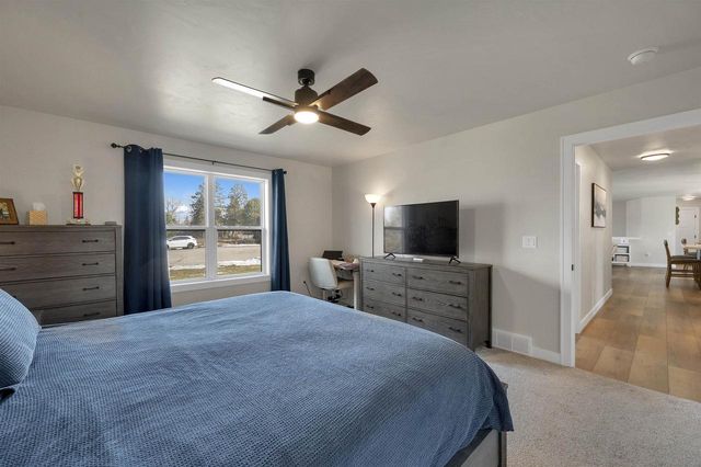 2039 LONE GROVE AVENUE, Green Bay, WI 54303