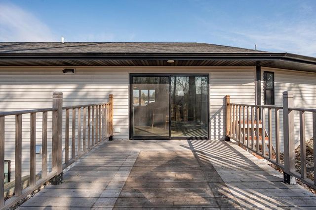 2039 LONE GROVE AVENUE, Green Bay, WI 54303