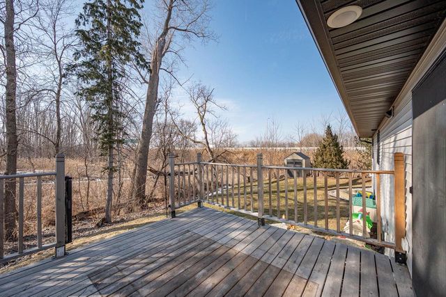 2039 LONE GROVE AVENUE, Green Bay, WI 54303