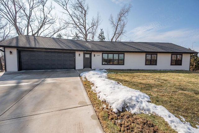 2039 LONE GROVE AVENUE, Green Bay, WI 54303