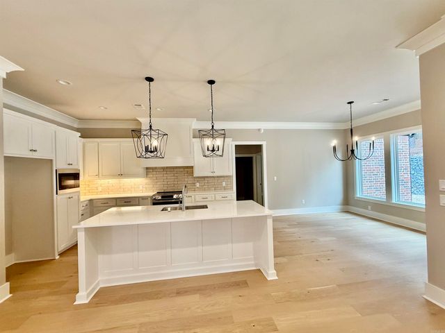 24 Realeza Court, Hot Springs Village, AR 71909