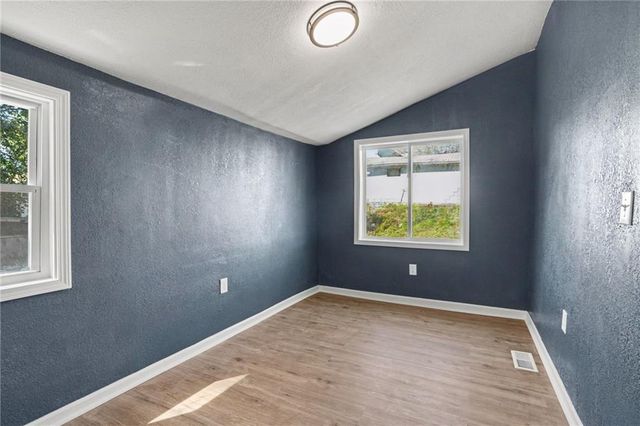 1139 GARFIELD Avenue, Kansas City, KS 66104
