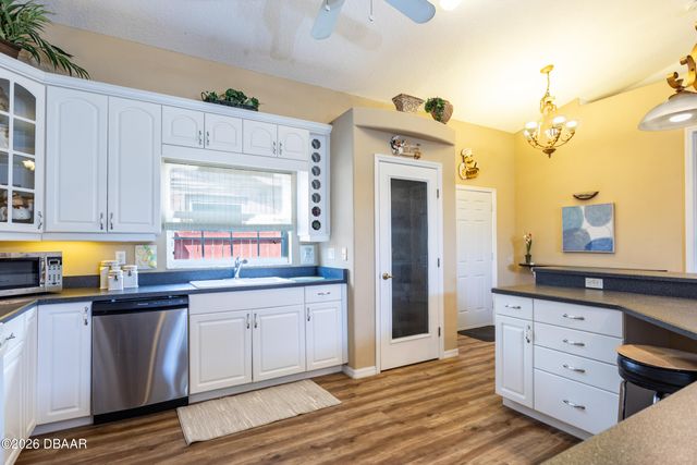 497 Grandview Avenue, Ormond Beach, FL 32176