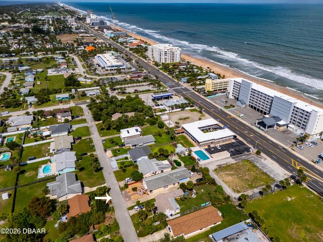 497 Grandview Avenue, Ormond Beach, FL 32176