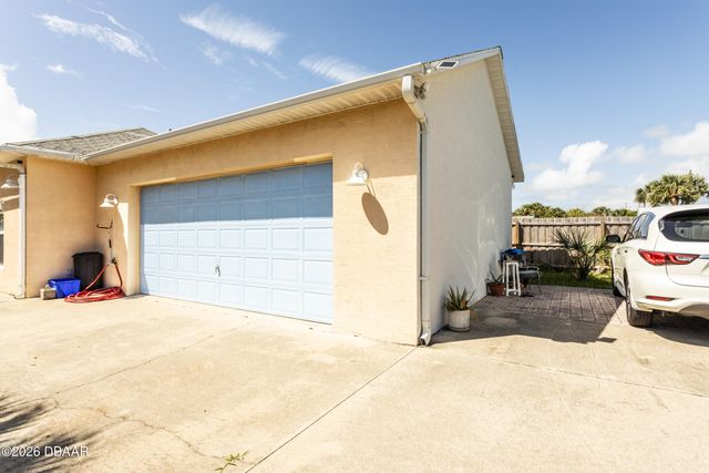 497 Grandview Avenue, Ormond Beach, FL 32176