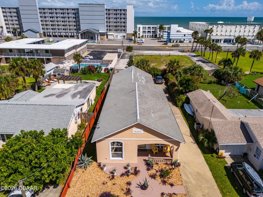 497 Grandview Avenue, Ormond Beach, FL 32176
