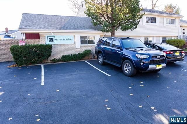 605 Washington Avenue, Dumont, NJ 07628