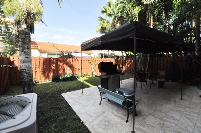 8391 NW 142nd Street 8391, Miami Lakes, FL 33016