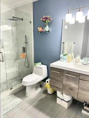 8440 SW 8th St 603A, Miami, FL 33144