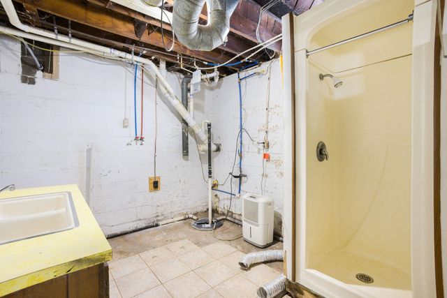 1001 S 12Th Street, Goshen, IN 46526