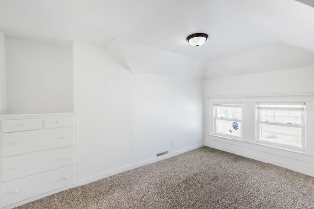 1001 S 12Th Street, Goshen, IN 46526