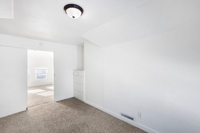 1001 S 12Th Street, Goshen, IN 46526