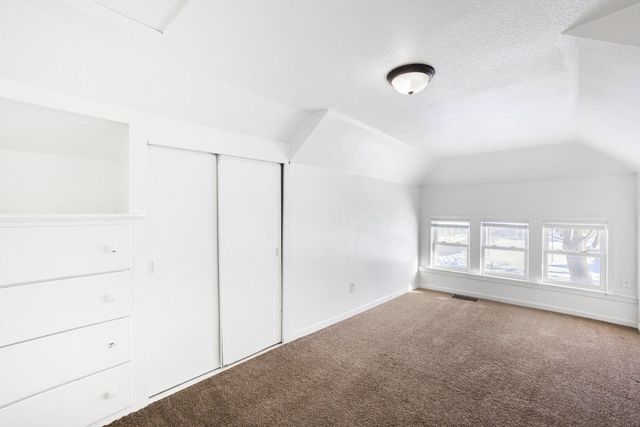 1001 S 12Th Street, Goshen, IN 46526