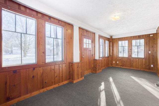 1001 S 12Th Street, Goshen, IN 46526