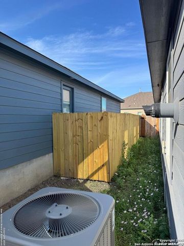 4407 GEYSER LK, San Antonio, TX 78223