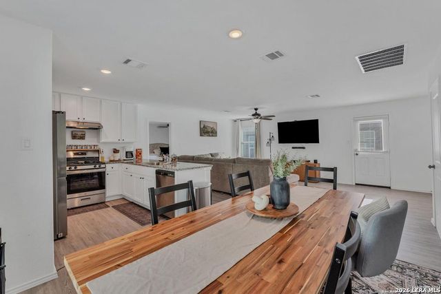 4407 GEYSER LK, San Antonio, TX 78223