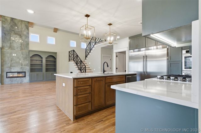 16817 E 41st Place S, Tulsa, OK 74134