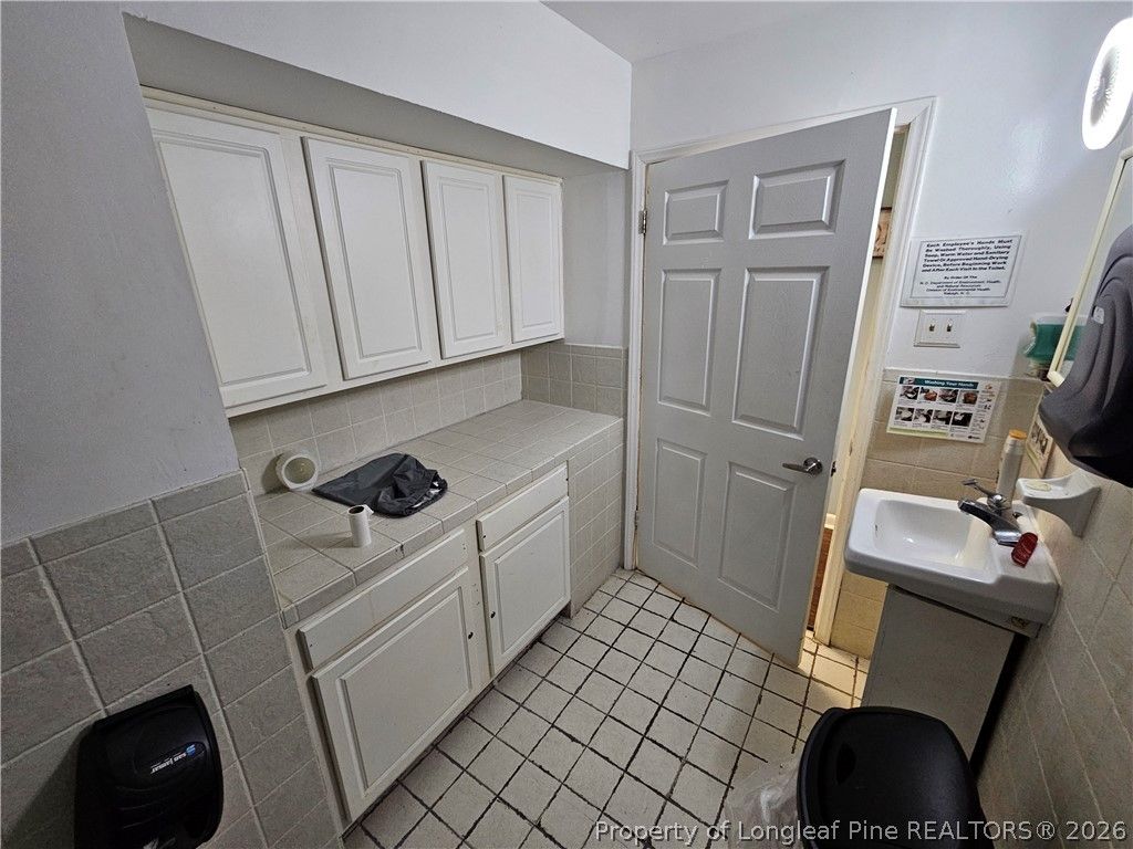 1448 Pamalee Drive, Fayetteville, NC 28303 — photo 12