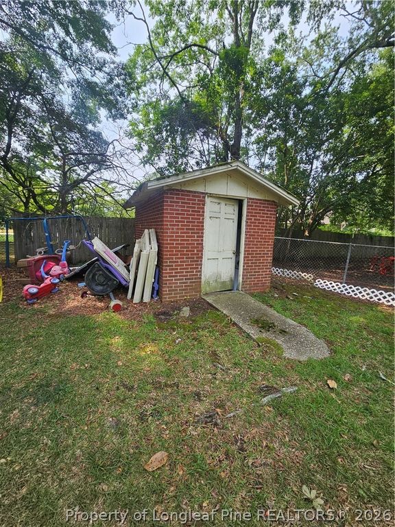 1448 Pamalee Drive, Fayetteville, NC 28303 — photo 18