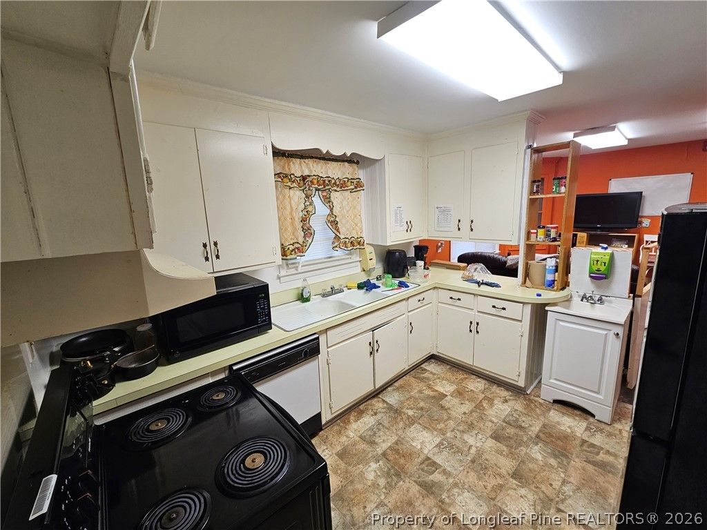 1448 Pamalee Drive, Fayetteville, NC 28303 — photo 8