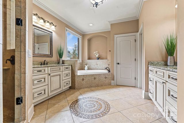 336 Kenway Loop, Mooresville, NC 28117