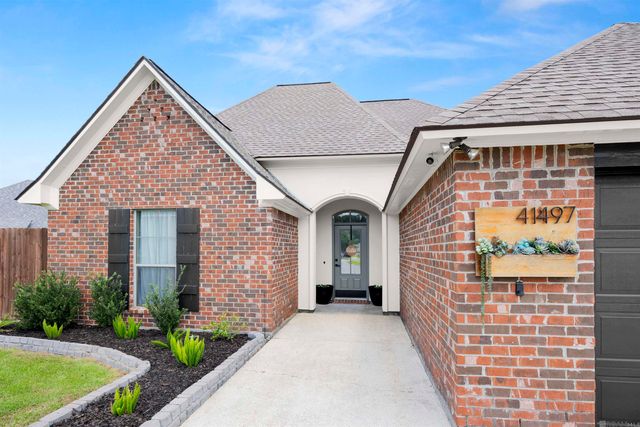 41497 Hearthstone Ave, Prairieville, LA 70769