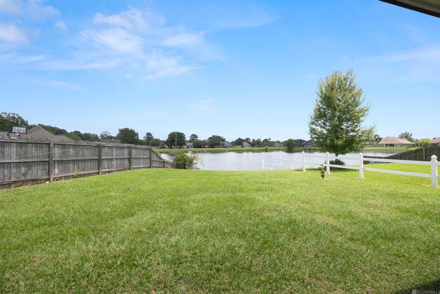 41497 Hearthstone Ave, Prairieville, LA 70769