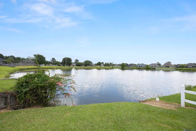 41497 Hearthstone Ave, Prairieville, LA 70769