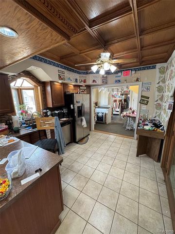 1128 Eureka Road, Wyandotte, MI 48192