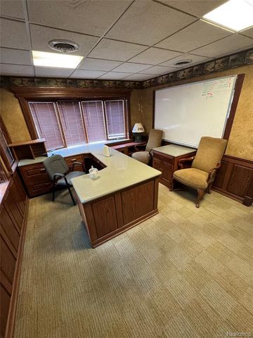1128 Eureka Road, Wyandotte, MI 48192