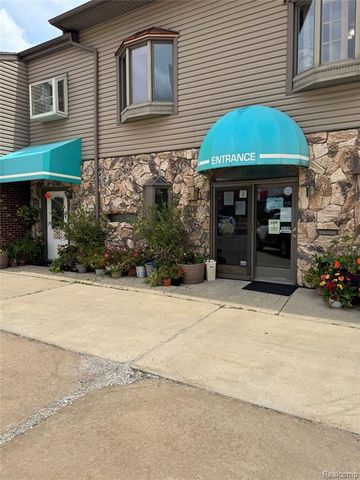 1128 Eureka Road, Wyandotte, MI 48192
