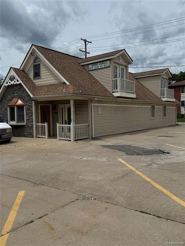 1128 Eureka Road, Wyandotte, MI 48192