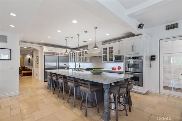 5600 ROUND MEADOW Road, Hidden Hills, CA 91302