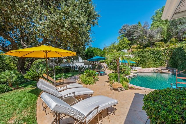 5600 ROUND MEADOW Road, Hidden Hills, CA 91302