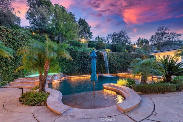 5600 ROUND MEADOW Road, Hidden Hills, CA 91302