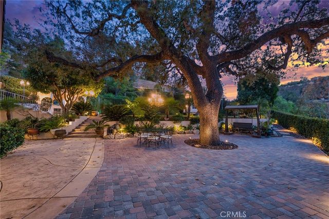 5600 ROUND MEADOW Road, Hidden Hills, CA 91302