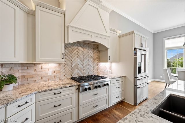 8934 Clubview Street NW, Massillon, OH 44646