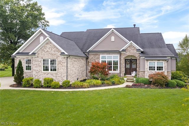 8934 Clubview Street NW, Massillon, OH 44646