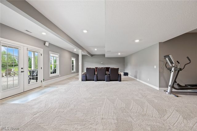 8934 Clubview Street NW, Massillon, OH 44646