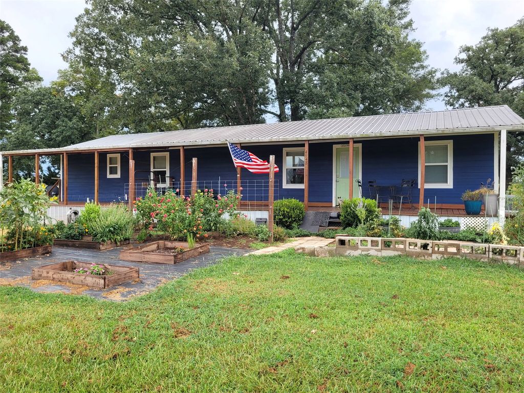 4948 CR 2131 N, Detroit, TX 75436
