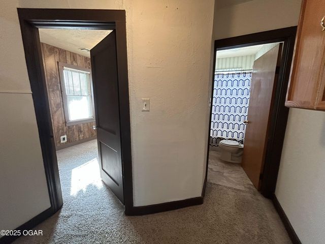 1106 S Monroe Avenue, Joplin, MO 64801